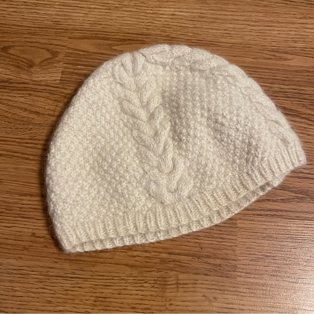 Alpaca wool hat